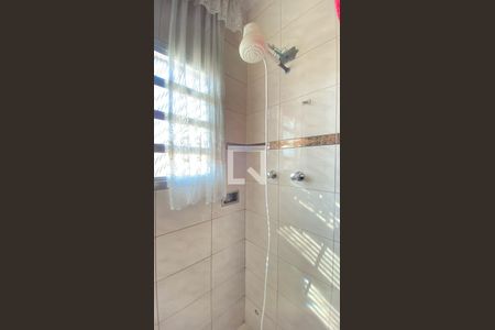 Casa à venda com 198m², 3 quartos e 2 vagasBanheiro - Suíte 