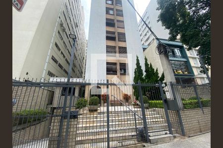 Apartamento para alugar com 83m², 2 quartos e 1 vaga Apartamento para alugar com 83m², 2 quartos e 1 vagaFachada