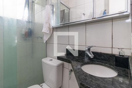 Banheiro da Suíte de apartamento para alugar com 1 quarto, 40m² em Centro Histórico, Porto Alegre