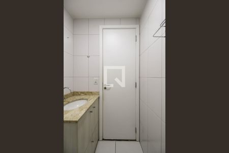 Apartamento à venda com 46m², 1 quarto e sem vagaBanheiro da Suíte