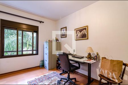 Apartamento à venda com 170m², 3 quartos e 2 vagasQuarto 2