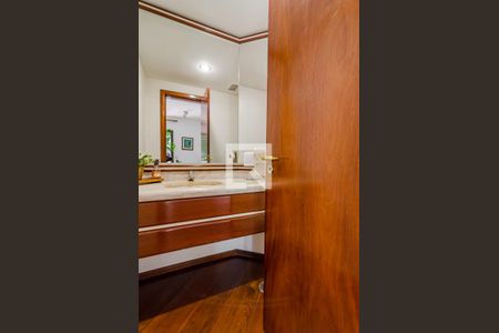 Apartamento à venda com 170m², 3 quartos e 2 vagasLavabo