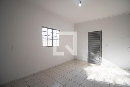 Sala de casa para alugar com 3 quartos, 100m² em Setor Santos Dumont, Goiânia