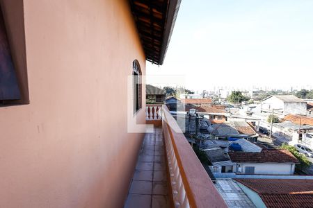 Casa à venda com 302m², 3 quartos e 4 vagasVaranda 