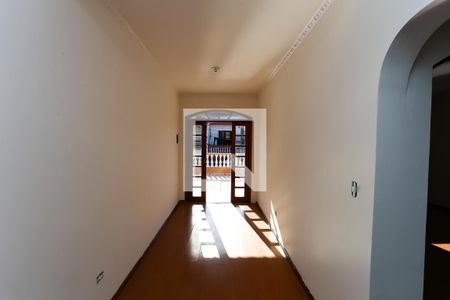 Casa à venda com 302m², 3 quartos e 4 vagasCorredor