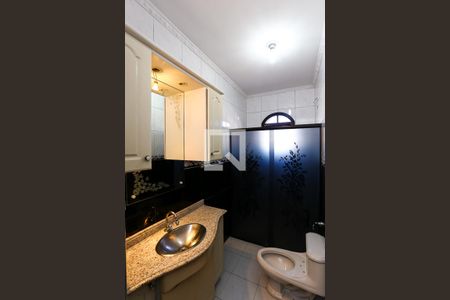 Casa à venda com 302m², 3 quartos e 4 vagasBanheiro 2