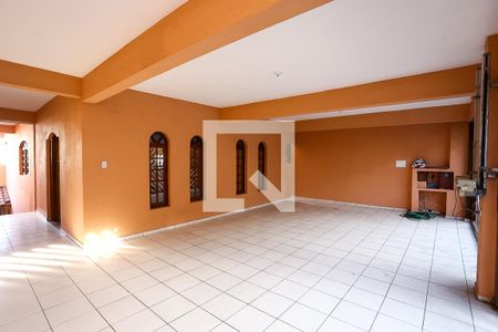 Casa à venda com 302m², 3 quartos e 4 vagasÁrea Externa