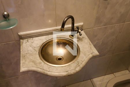 Casa à venda com 302m², 3 quartos e 4 vagasLavabo