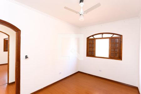 Casa à venda com 302m², 3 quartos e 4 vagasQuarto 2