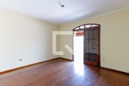 Casa à venda com 149m², 3 quartos e 2 vagas Casa à venda com 149m², 3 quartos e 2 vagasSuíte