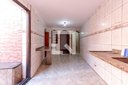 Casa à venda com 149m², 3 quartos e 2 vagas Casa à venda com 149m², 3 quartos e 2 vagasCozinha e Churrasqueira