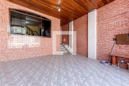 Casa à venda com 149m², 3 quartos e 2 vagas Casa à venda com 149m², 3 quartos e 2 vagasGaragem