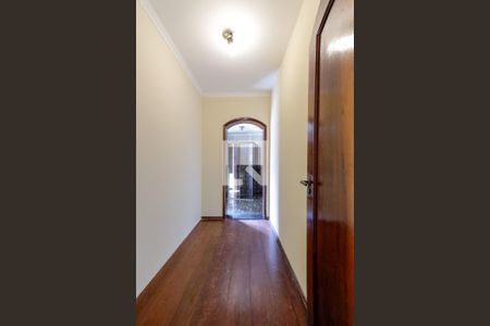 Casa à venda com 149m², 3 quartos e 2 vagas Casa à venda com 149m², 3 quartos e 2 vagasCloset
