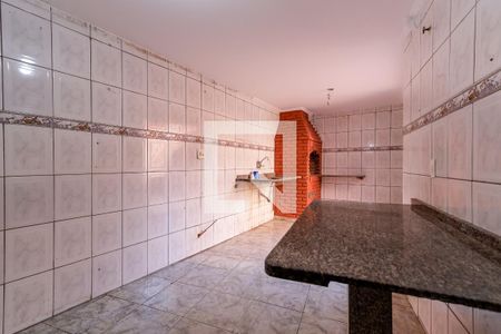Casa à venda com 149m², 3 quartos e 2 vagas Casa à venda com 149m², 3 quartos e 2 vagasCozinha e Churrasqueira