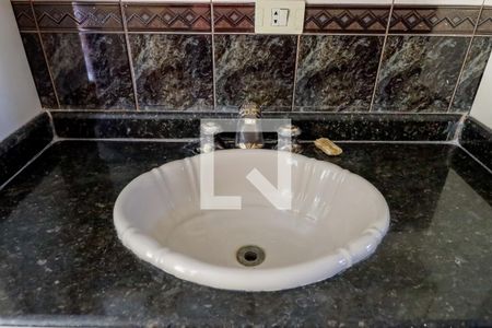 Casa à venda com 149m², 3 quartos e 2 vagas Casa à venda com 149m², 3 quartos e 2 vagasBanheiro da Suíte