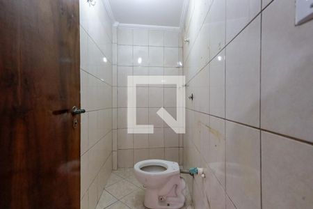 Casa à venda com 149m², 3 quartos e 2 vagas Casa à venda com 149m², 3 quartos e 2 vagasBanheiro de Serviço