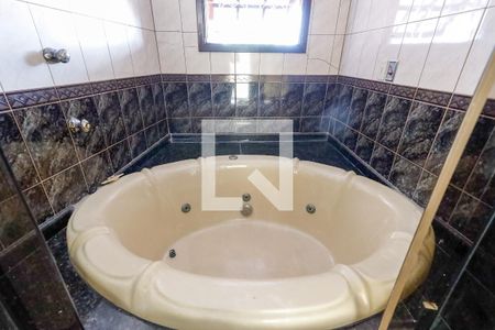 Casa à venda com 149m², 3 quartos e 2 vagas Casa à venda com 149m², 3 quartos e 2 vagasBanheiro da Suíte