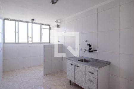 Cozinha de apartamento para alugar com 2 quartos, 66m² em Parque Bristol, São Paulo