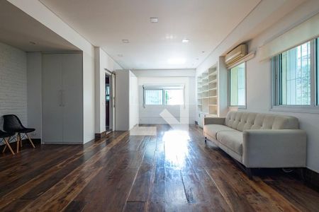 Studio à venda com 50m², 1 quarto e 1 vaga Studio à venda com 50m², 1 quarto e 1 vagaStudio