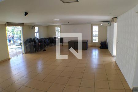 Apartamento à venda com 82m², 2 quartos e 1 vagaÁrea comum - Salão de festas