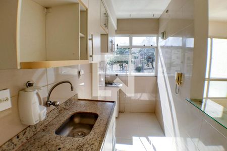 Apartamento à venda com 82m², 2 quartos e 1 vagaCozinha