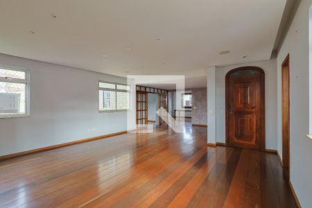 Sala de apartamento à venda com 3 quartos, 240m² em São Pedro, Belo Horizonte