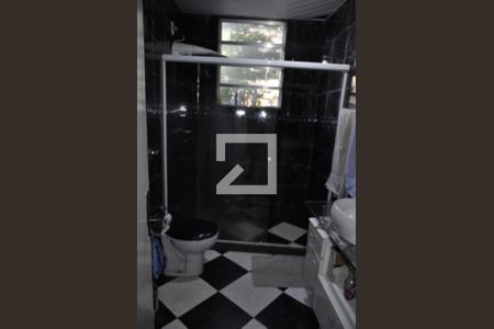 Casa à venda com 200m², 3 quartos e 1 vagaBanheiro