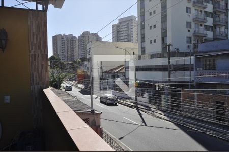 Casa à venda com 200m², 3 quartos e 1 vagaVista