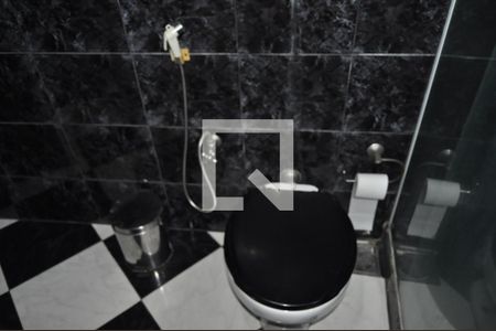 Casa à venda com 200m², 3 quartos e 1 vagaBanheiro