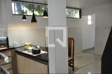 Casa à venda com 200m², 3 quartos e 1 vagaCozinha
