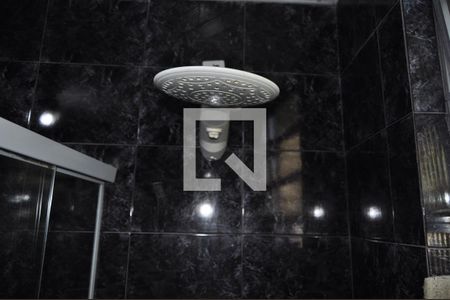 Casa à venda com 200m², 3 quartos e 1 vagaBanheiro