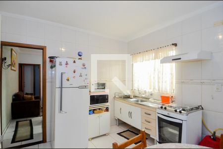 Casa à venda com 98m², 2 quartos e 2 vagasCozinha