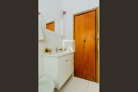 Casa à venda com 98m², 2 quartos e 2 vagasBanheiro