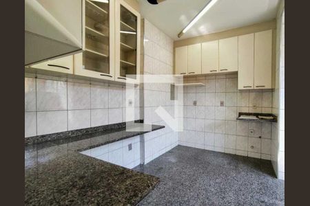 Apartamento à venda com 302m², 5 quartos e 5 vagasCozinha
