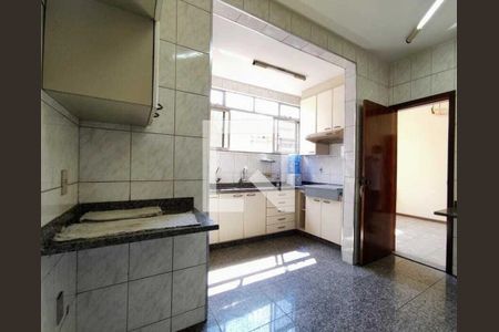 Apartamento à venda com 302m², 5 quartos e 5 vagasCozinha