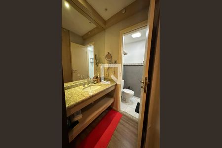 Banheiro de apartamento à venda com 1 quarto, 50m² em Jacarepaguá, Rio de Janeiro