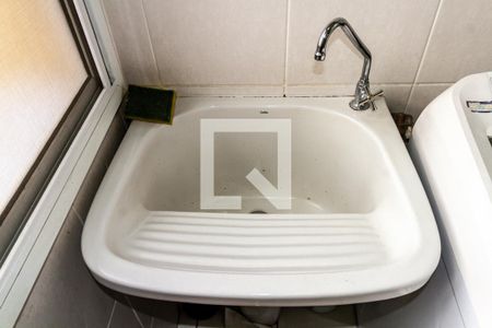 Apartamento à venda com 67m², 3 quartos e 1 vaga Apartamento à venda com 67m², 3 quartos e 1 vagaCozinha e Área de Serviço