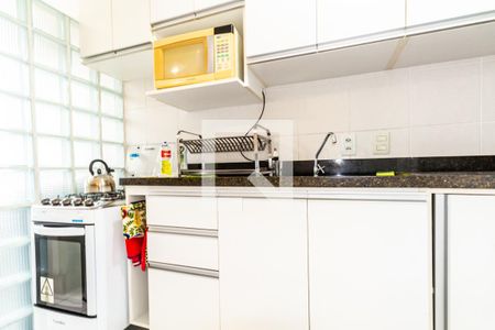 Apartamento à venda com 67m², 3 quartos e 1 vaga Apartamento à venda com 67m², 3 quartos e 1 vagaCozinha e Área de Serviço