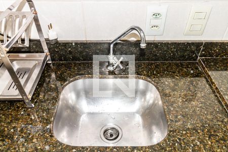 Apartamento à venda com 67m², 3 quartos e 1 vaga Apartamento à venda com 67m², 3 quartos e 1 vagaCozinha e Área de Serviço