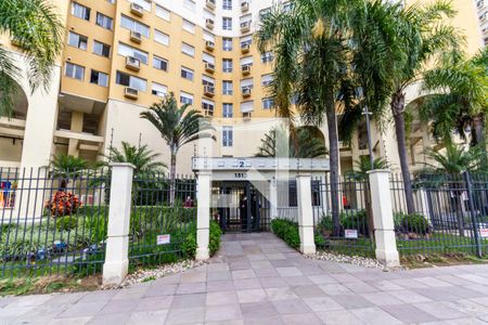 Apartamento à venda com 67m², 3 quartos e 1 vaga Apartamento à venda com 67m², 3 quartos e 1 vagaFachada e portaria