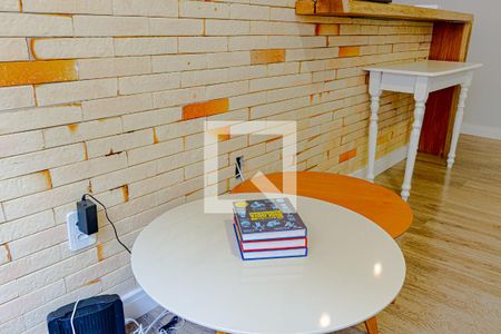 Sala de apartamento para alugar com 2 quartos, 73m² em Kobrasol, São José