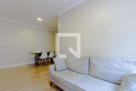 Sala de apartamento para alugar com 2 quartos, 73m² em Kobrasol, São José