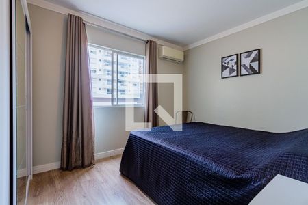 Quarto 1 de apartamento para alugar com 2 quartos, 73m² em Kobrasol, São José