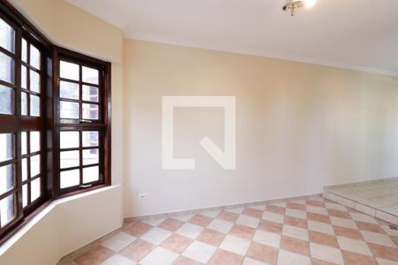 Sala de casa à venda com 3 quartos, 240m² em Parque Maria Domitila, São Paulo