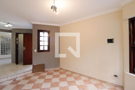 Sala de casa à venda com 3 quartos, 240m² em Parque Maria Domitila, São Paulo