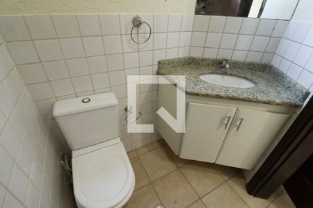 Casa à venda com 240m², 3 quartos e 4 vagasLavabo