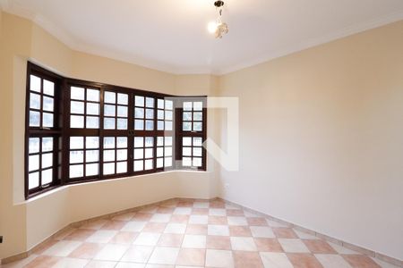 Sala de casa à venda com 3 quartos, 240m² em Parque Maria Domitila, São Paulo