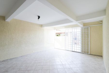 Casa à venda com 240m², 3 quartos e 4 vagasSalão de Festas
