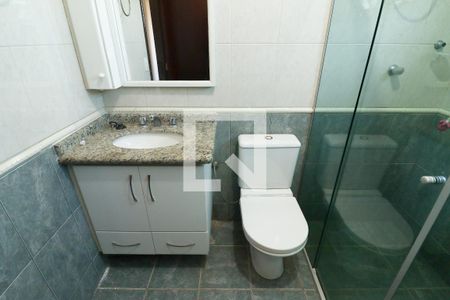 Casa à venda com 240m², 3 quartos e 4 vagasBanheiro Social