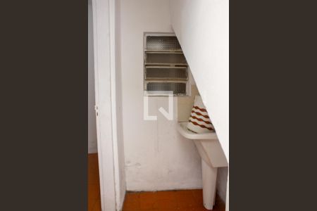 Casa à venda com 130m², 3 quartos e sem vagaÁrea de Serviço